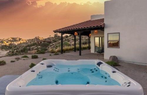 Yucca Valley House | Boulder Surrounded Escape- ANOTHERdeserthouse