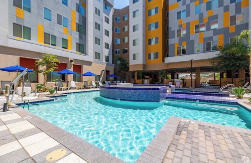 Tempe Apartment | Boulevard Stays Modern Tempe 1BR ASU Pool, Gym 10