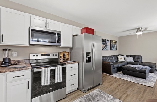 Georgetown House | Bourbon Chaser- Horse Park 12min, Ark 30min, Hot Tub, 4 Bedrooms, Walk Downtown