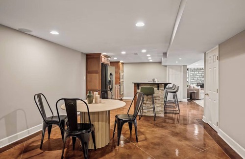 Buechel House | Bourbon Trail Estate | 3 Epic Acres | 7 Bed 6 Bath