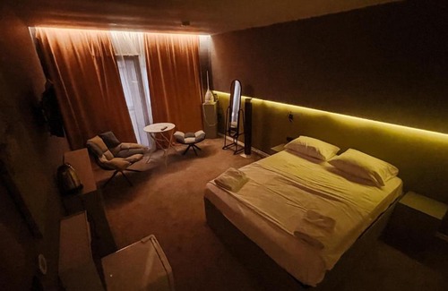 Pejë Hotel | Boutique Hotel B Plus