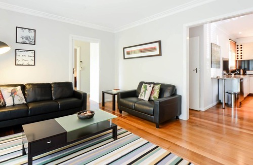 Sandringham House | BOUTIQUE STAYS - Sandyside 1