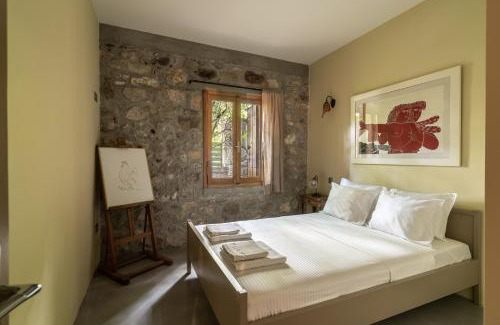 Neo Souli House | Boutique Stone Cottage