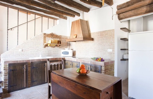 Escoznar House | Box Of The Cortijuelo, Charming Cottage