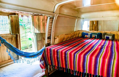 Praia de Santiago Apartment | Casa Caiçara Veio do Rio - Quarto Kombi 01