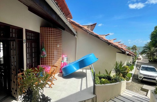 Sao Jose de Ribamar Ski Chalet | Beachfront Chalet with Swimming Pool.