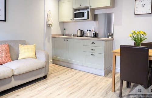 Markham Moor Cottage | Bradford Apartment - a 1 bedroom apartment that sleeps 2 - 4 guests