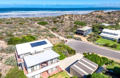 Goolwa Beach House | Bradford Shores Goolwa - Luxury - Wi-Fi - No Linen Included