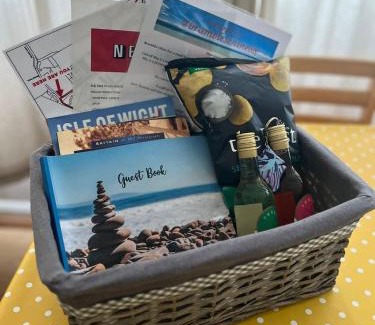 Freshwater Ski Chalet | Brambles chine