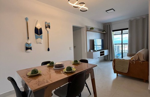 Praia Grande Apartment | Brand new apartment right on the sand with sea view.