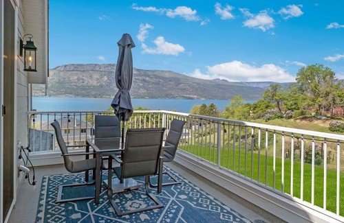 Central Okanagan House | Brand new 2-bed 2-bath suite, 1-min walk to beach