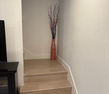 West Point Grey Apartment | Brand New 2bedroom Suite with Parking