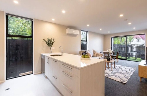 Addington House | Brand New & Central Townhouse