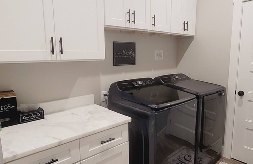 Burnsville House | Brand new dog friendly home with mountain views, hot tub and entertainment