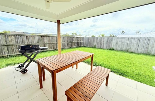 Yarrabilba House | Brand New Family Home