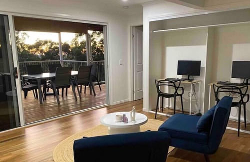 Valdora House | Brand-new Hinterland Retreat Valdora with Studio