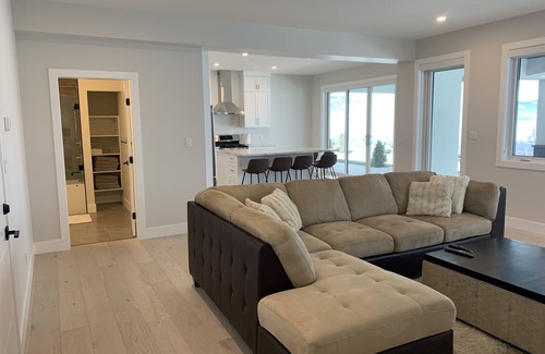 Vernon House | Brand new home in Vernon B.C. with a beautiful lake view