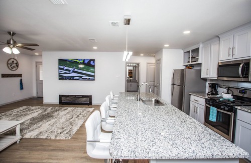 Bowie House | Brand new home with Deluxe Game Room and Bar. Location!