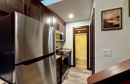 Hiawassee Cottage | Brand New! Lake Chatuge Tiny Home in the Heart of Hiawassee