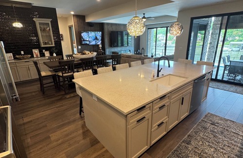 Osage Beach House | Brand new luxurious 6 bedroom house w/Pool and dock in charming Porta Cima.
