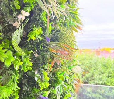 Uxbridge North Apartment | Brand-New Luxury Residences, Private Terrace - Opposite Piccadilly Line, 1-8 Guests