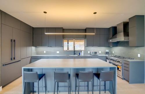 Windham Cabin | Brand New Luxury Ski Cabin - 2 Mi to Windham Mtn!