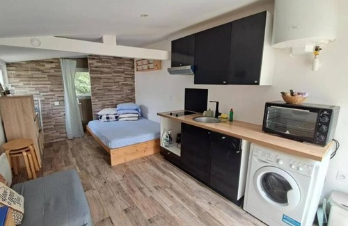 Sartrouville House | Brand new studio with garden, easy access to Paris