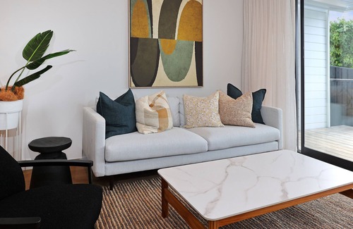 Greenlane - Ellerslie House | Brand New sunny home in Remuera