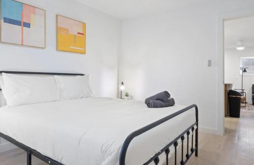 South Lamar Apartment | Brand New Unit 5 min to Downtown Austin