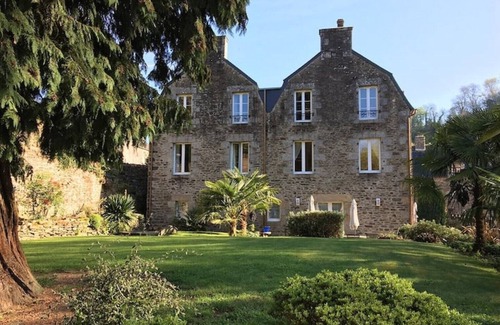 Lehon Apartment | Brandily - Dinan, Brittany, Riverside Apartment for Two