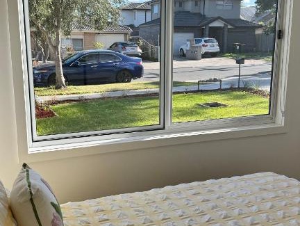 St. Albans House | Brandnew Comfortable Bedroom in a beautiful suburb