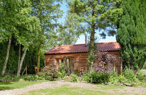 Richmond House | Brandy Lodge - One Bedroom House, Sleeps 2