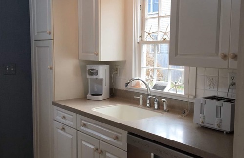 Brant Point Cottage | Brant Point, Best Location On The Island!