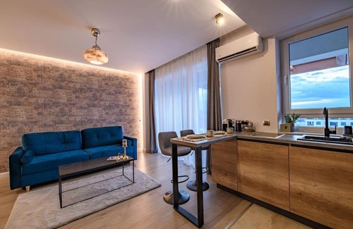 Tractorul Apartment | BRAVISA Apart View
