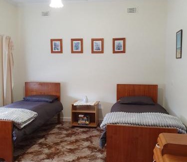 Port Macdonnell House | Break-A-Way Accommodation