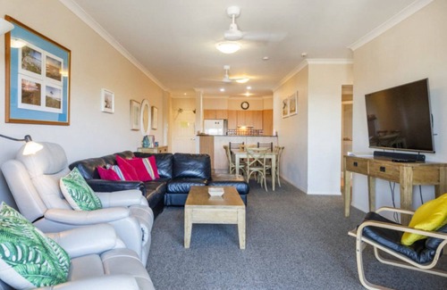 Yamba Apartment | Breakers Block 2 Unit 6 - Lifestyle Yamba