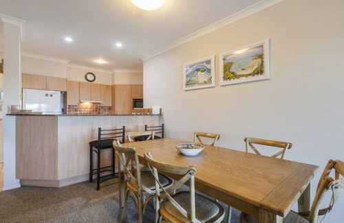 Yamba Apartment | Breakers Block 2 Unit 6 - Lifestyle Yamba