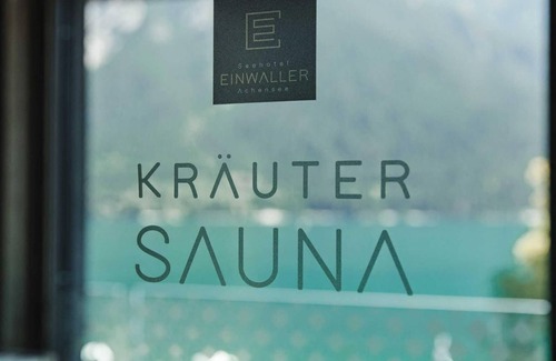 Pertisau House | Breakfast with short stay Achensee Seeblick - Seehotel Einwaller