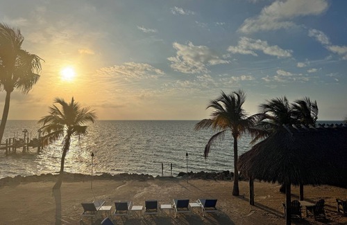 Monroe County House | Breathtaking Beach House in Key Largo Florida!