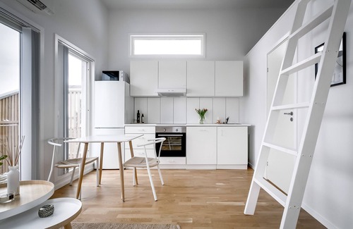 Upplands-Bro Municipality Apartment | Breathtaking Lakefront mini villas