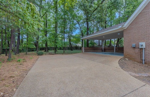 Jackson House | Breathtaking modern home in the heart of Jackson with Electric car charger!