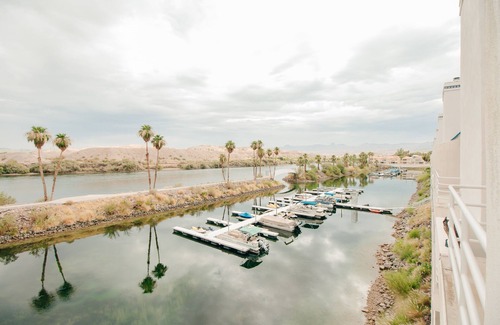 Bullhead City House | Breathtaking riverfront views of the Colorado River to enjoy in beautiful condo.