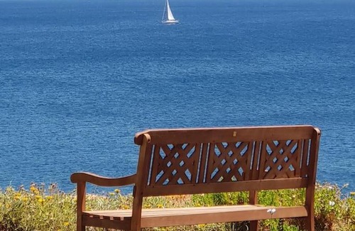 Luz Villa | Breathtaking Villa with infinity pool over the sea