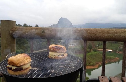 El Penol Hotel | Breeze Glamping -Guatape