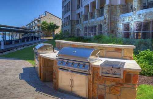 Horseshoe Bay Condo | 🍀 Breezy home on Lake LBJ - extra cleaning measures in place