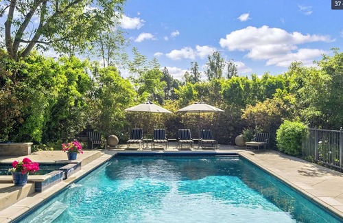 Brentwood House | Brentwood Chateau Ocean & City Views Very Private , Heated Pool & Spa