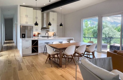 Grey Highlands Apartment | Brewster`s Lake Escape | Lakefront in Singhampton