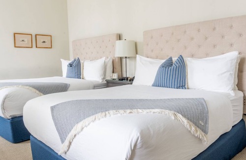 Rowley Hotel | Briar Barn Inn