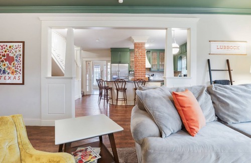 South Overton House | Brick Road Retreat - 3BR/2BA - Walk to Tech