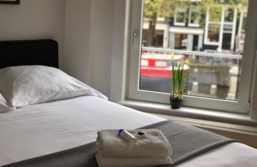 Jordaan Bed & Breakfast | Bridge Inn